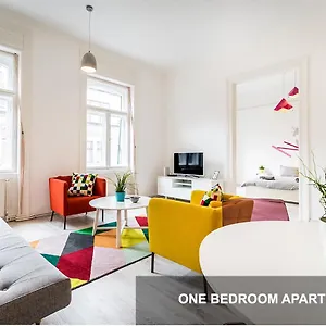 Bpr Art Of Rainbow Apartament