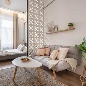  Apartmán A62 - Akacfa Street - Location By Bqa